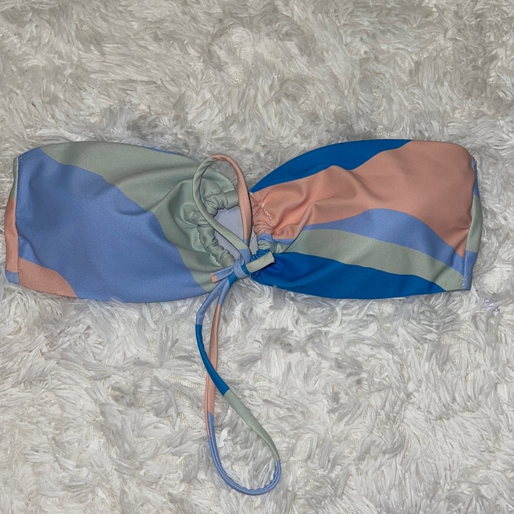 SHEIN bathing suit top